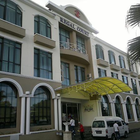 Regal Court Hotel Kuching Exterior foto