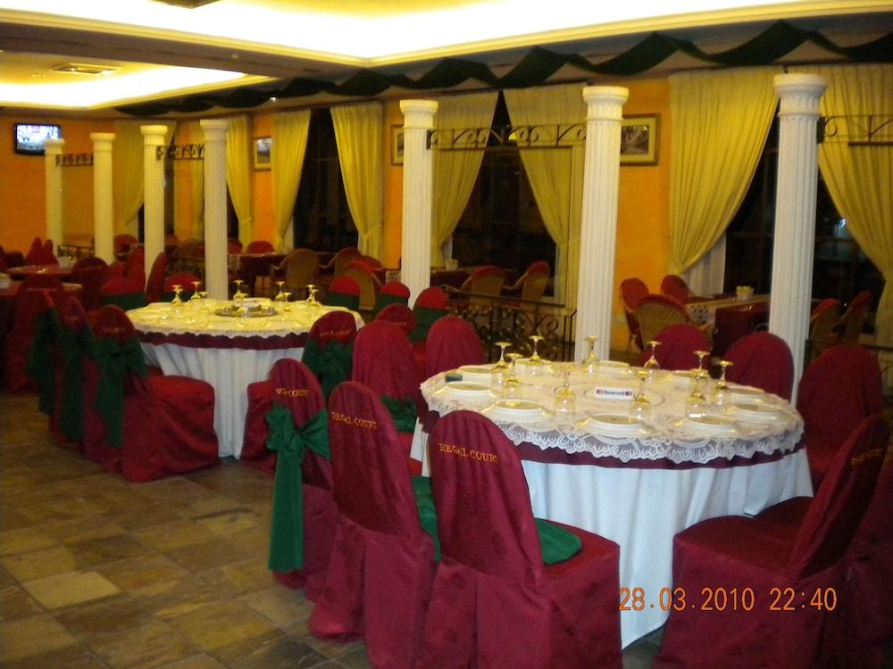 Regal Court Hotel Kuching Exterior foto