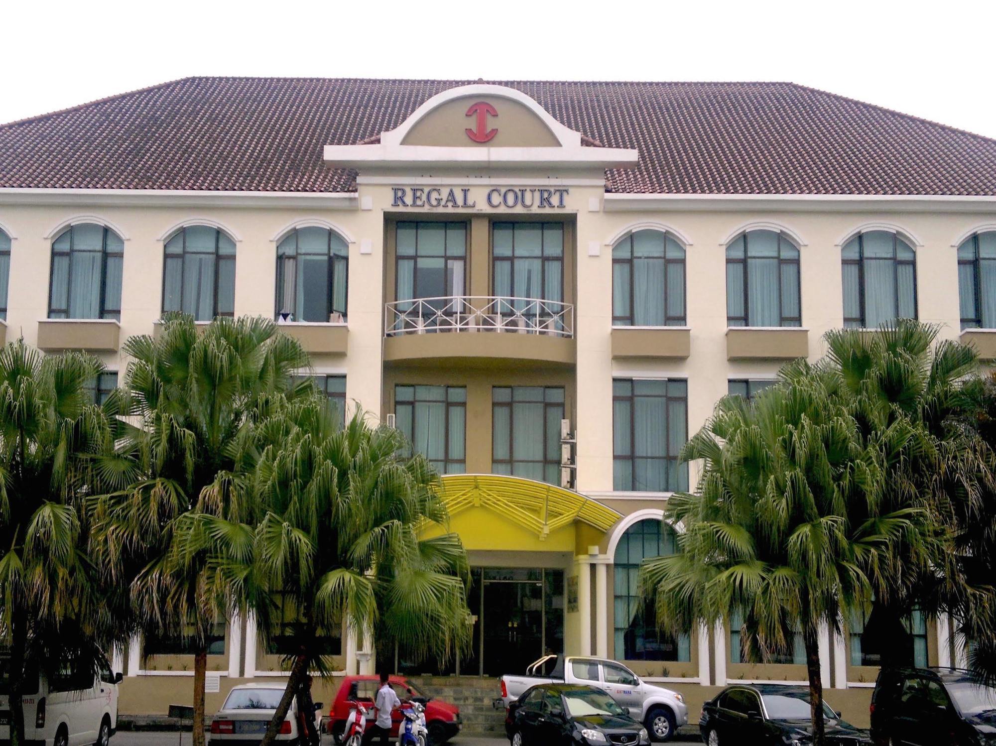 Regal Court Hotel Kuching Exterior foto